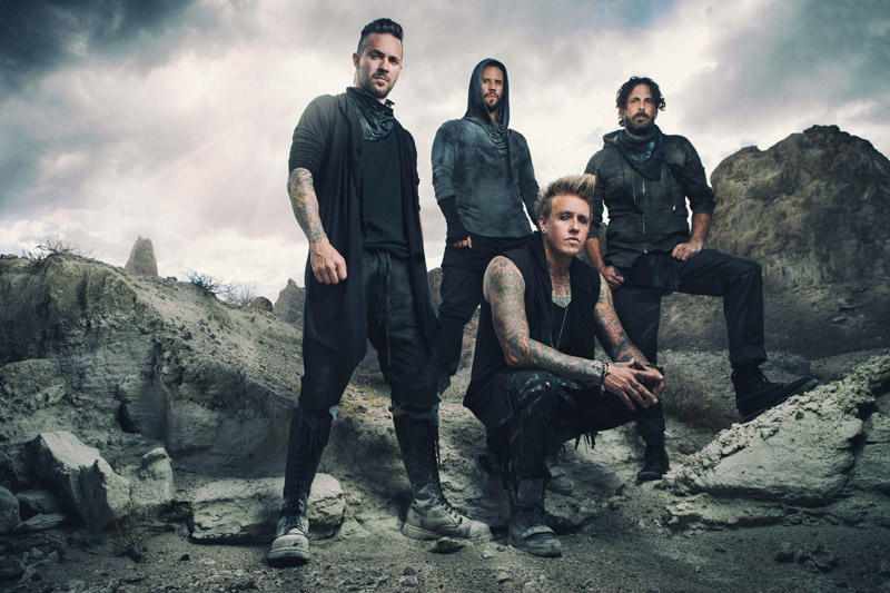 27  2015 -  Papa Roach   «2»  -