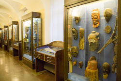 Музей Кунсткамера в Санкт-Петербурге - блок Африка