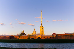 Петропавлоская крепость в Санкт-Петербурге