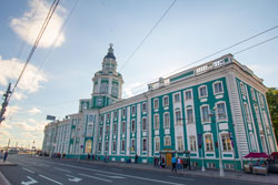 Пешеходная экскурсия по Васильевскому острову в Санкт-Петербурге