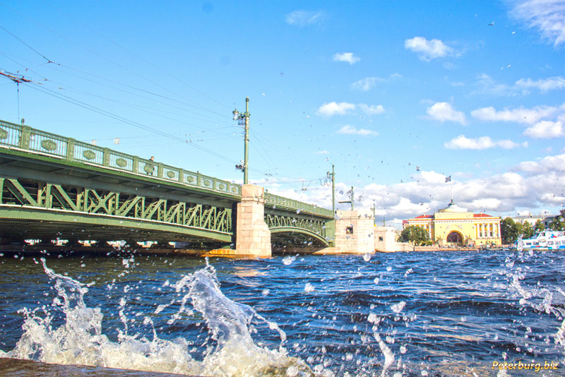 Фотографии мостов в Санкт-Петербурге - Дворцовый мост