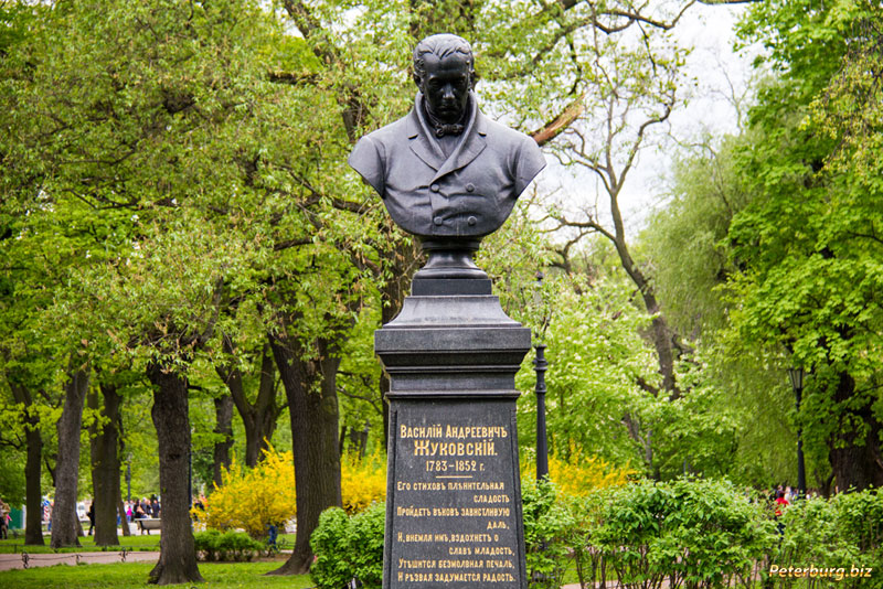 Памятник В.А. Жуковскому в Санкт-Петербурге