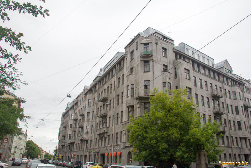 Улица Некрасова в Санкт-Петербурге