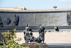 Монумент на Московском проспекте в Санкт-Петербурге