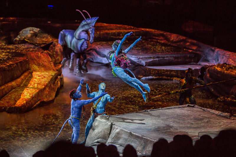 8-12  2019 - Cirque du Soleil   « –  »  -