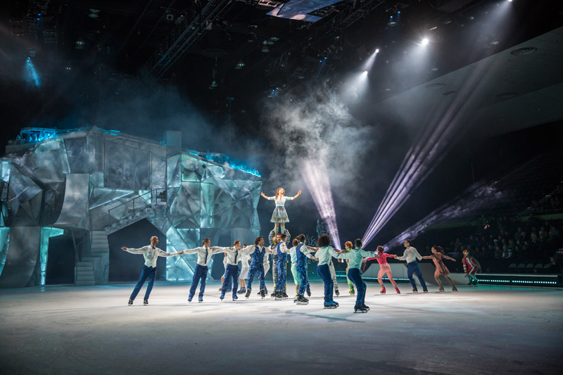 11–15  2019 - Cirque du Soleil   CRYSTAL  -