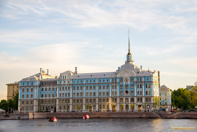Музей Крейсер Аврора в Санкт-Петербурге - Аврора на ремонте